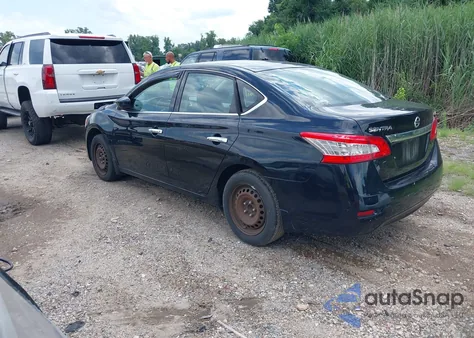 2015 Nissan Sentra S z USA, uszkodzony, nr VIN 3N1AB7AP9FY319580